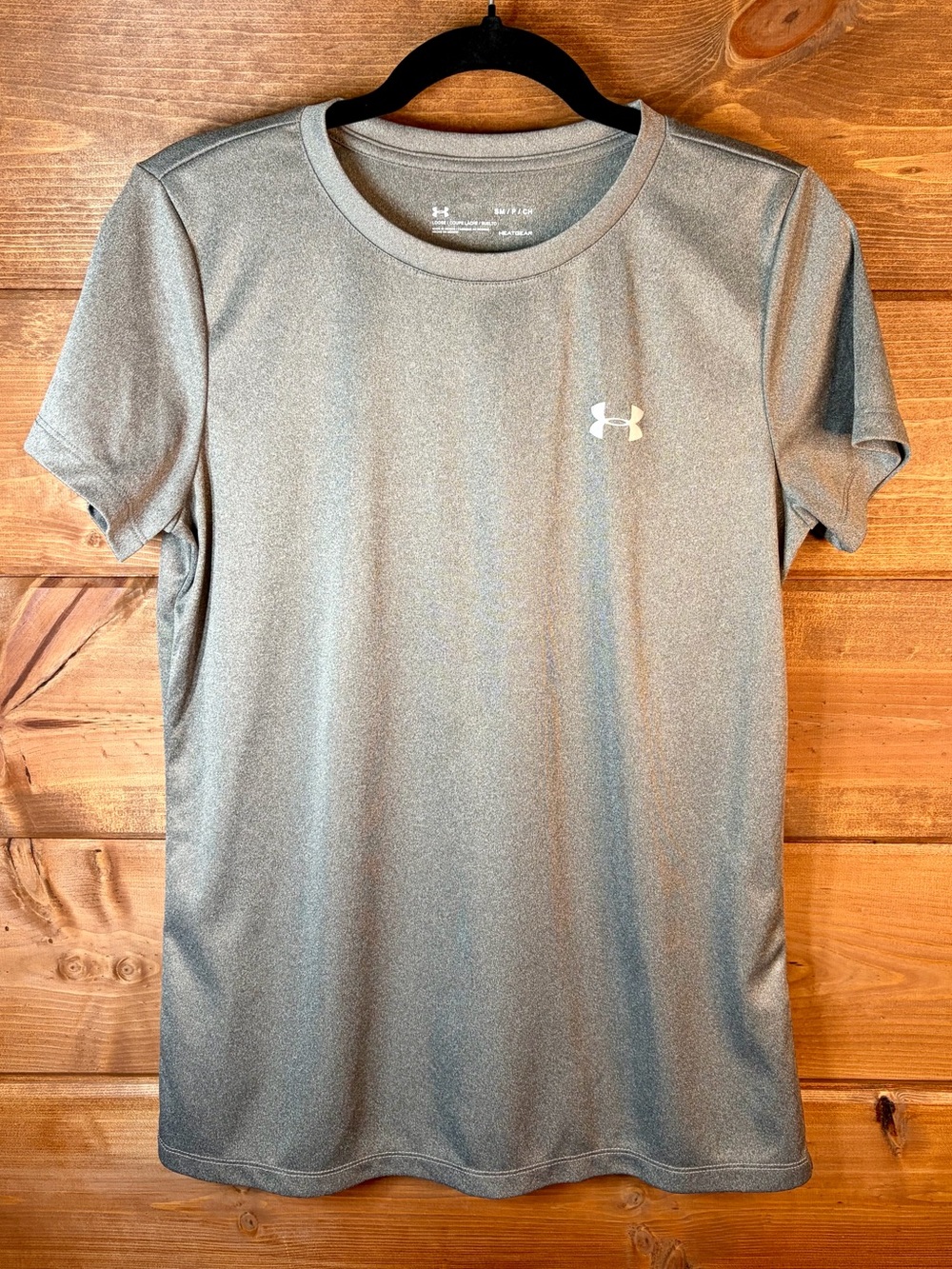 Under Armour Women's Heather Gray Short Sleeve Performance Tee Size Small 💕🩶